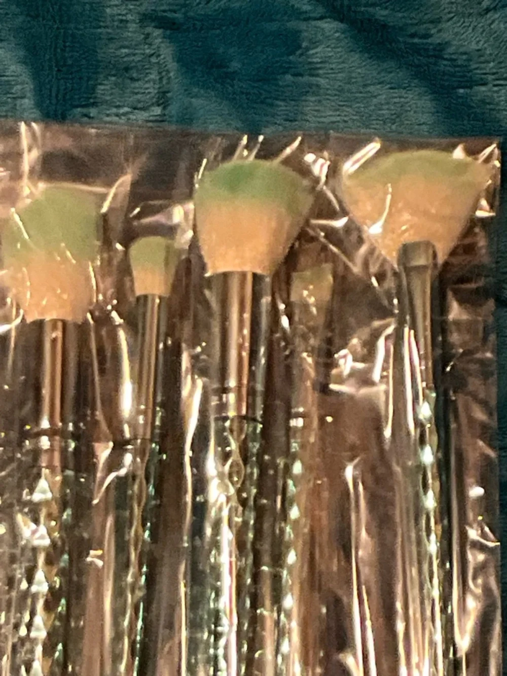 15 Assorted Makeup Brush Sets RoseGold, Pink & Teal Handles w/vinyl snap case NW